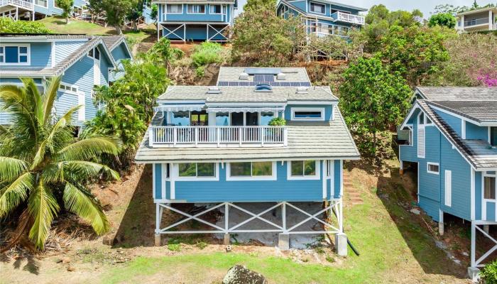 99-969  Aiea Heights Drive Aiea Heights, PearlCity home - photo 1 of 1